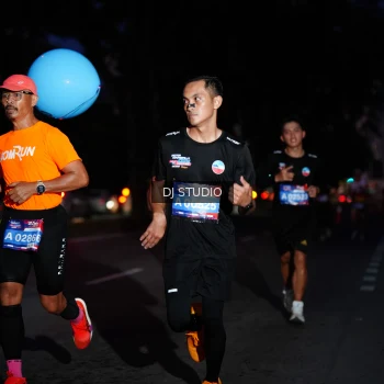Runner Photo 3795962