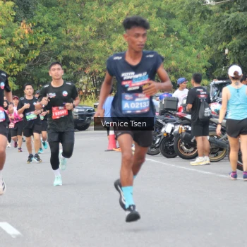 Runner Photo 3795985