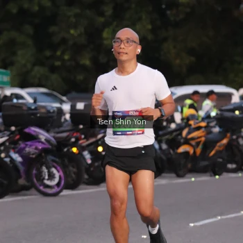 Runner Photo 3795993