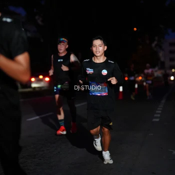 Runner Photo 3796000