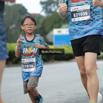 Runner Photo 3796020