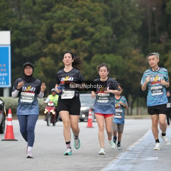 Runner Photo 3796053