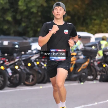 Runner Photo 3796057