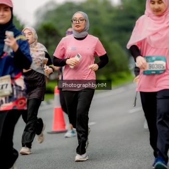 Runner Photo 3796074