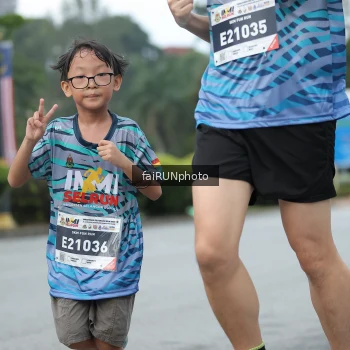 Runner Photo 3796078