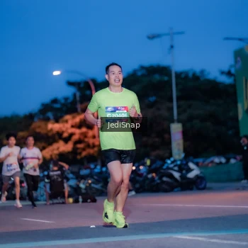 Runner Photo 3796104