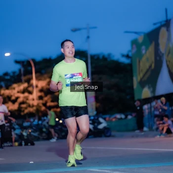 Runner Photo 3796124