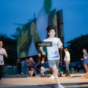 Runner Photo 3796132