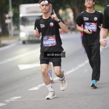 Runner Photo 3796196