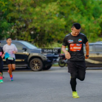 Runner Photo 3796214