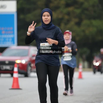 Runner Photo 3796235