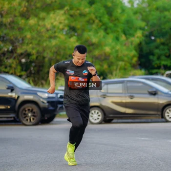 Runner Photo 3796240