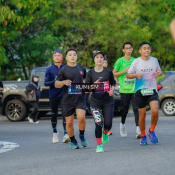 Runner Photo 3796259
