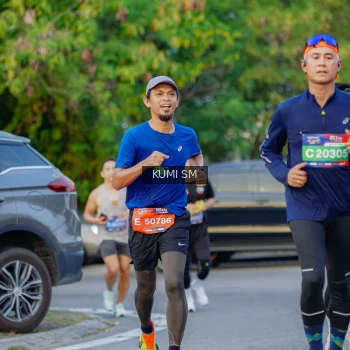 Runner Photo 3796310