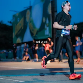 Runner Photo 3796370