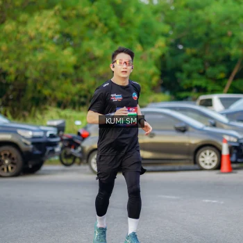 Runner Photo 3796386
