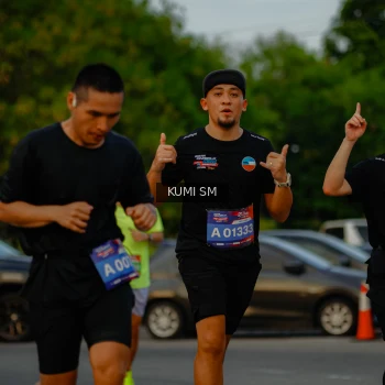 Runner Photo 3796430