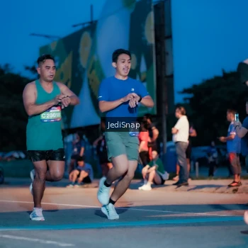 Runner Photo 3796437