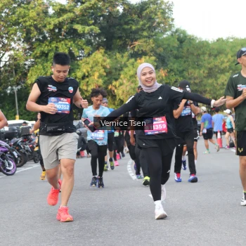 Runner Photo 3796452
