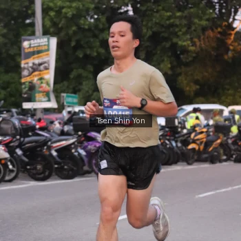 Runner Photo 3796462