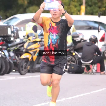 Runner Photo 3796468