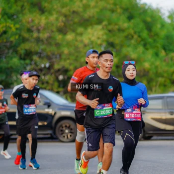 Runner Photo 3796470