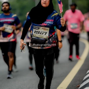 Runner Photo 3796473