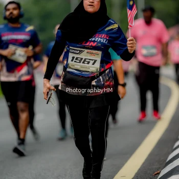 Runner Photo 3796475