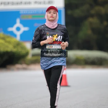 Runner Photo 3796481