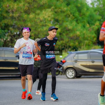 Runner Photo 3796484
