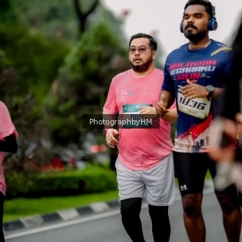 Runner Photo 3796530
