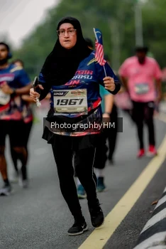 Runner Photo 3796544