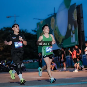 Runner Photo 3796551