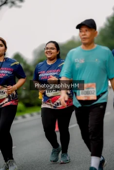 Runner Photo 3796555
