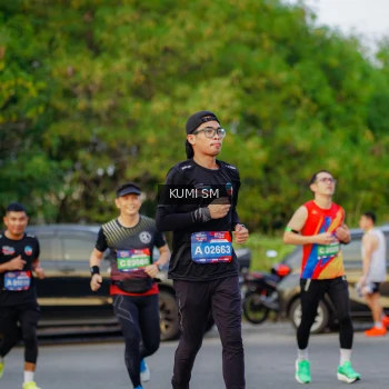 Runner Photo 3796565