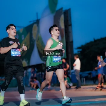 Runner Photo 3796567