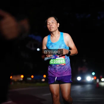 Runner Photo 3796578