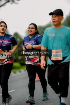 Runner Photo 3796584