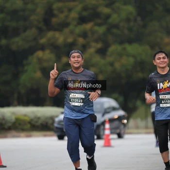 Runner Photo 3796587