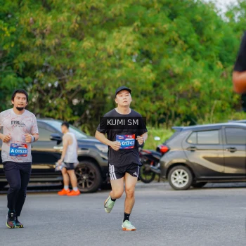 Runner Photo 3796591