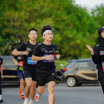 Runner Photo 3796621