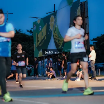 Runner Photo 3796636