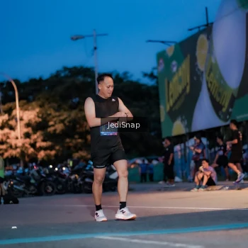 Runner Photo 3796643