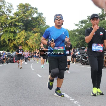 Runner Photo 3796646