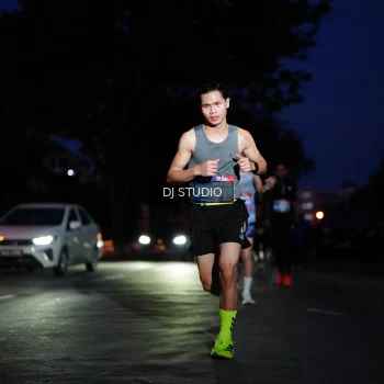 Runner Photo 3796657