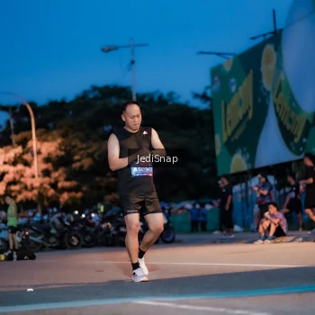 Runner Photo 3796668