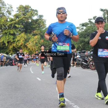 Runner Photo 3796671