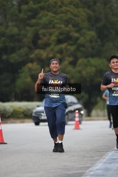 Runner Photo 3796698