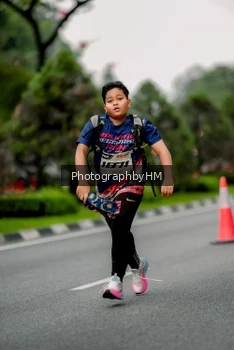 Runner Photo 3796699