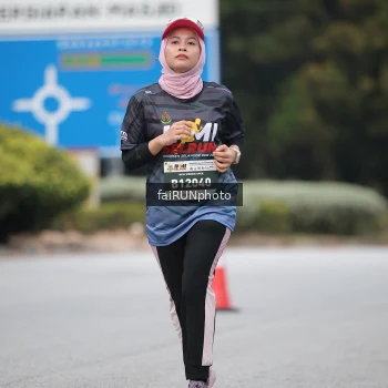 Runner Photo 3796702